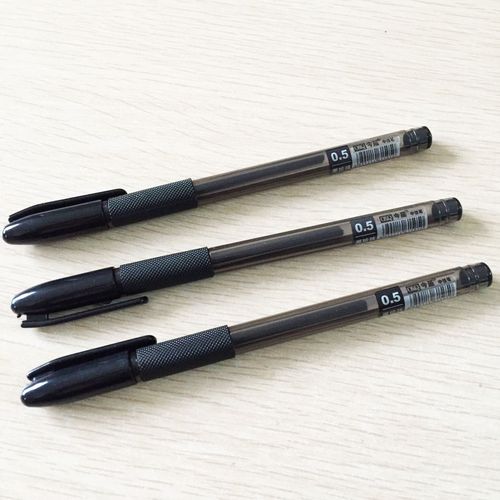 水笔批发 办公室书写多色签字笔 办公用品学生文具签字笔0.5mm